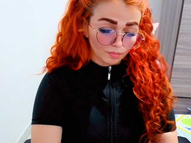 Alexatexass live cam on BongaCams