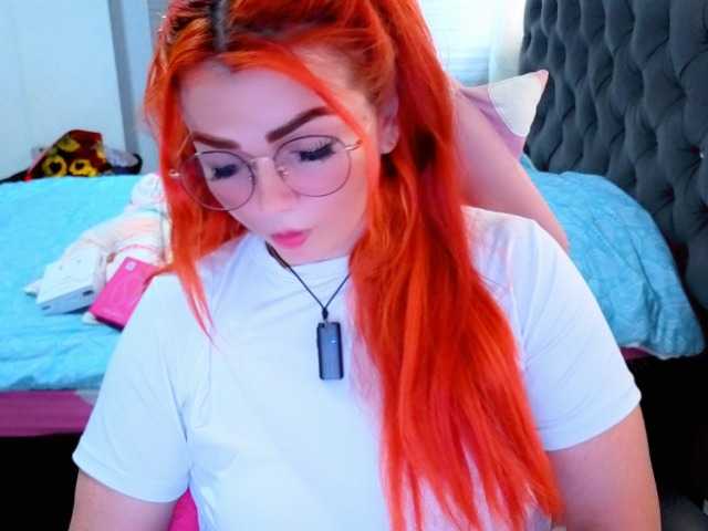 Alexatexass live cam on BongaCams