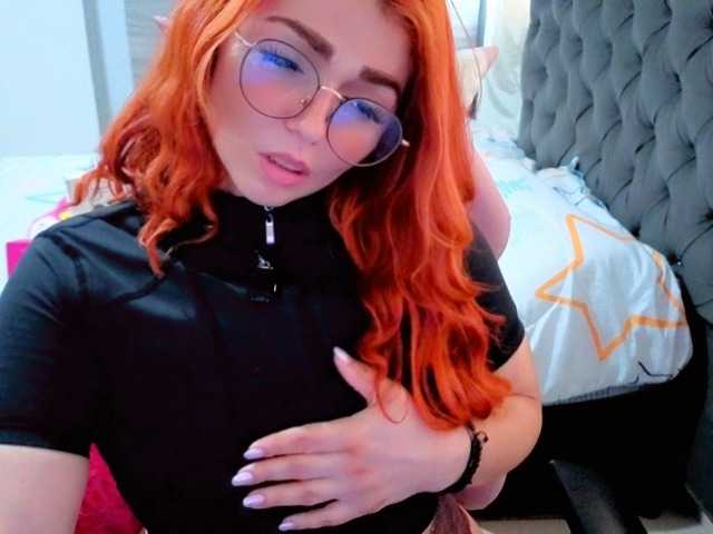 Alexatexass live cam on BongaCams