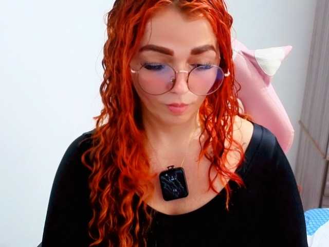 Alexatexass — live female cam