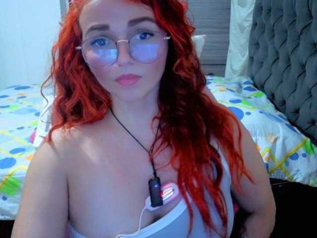Alexatexass live cam on BongaCams