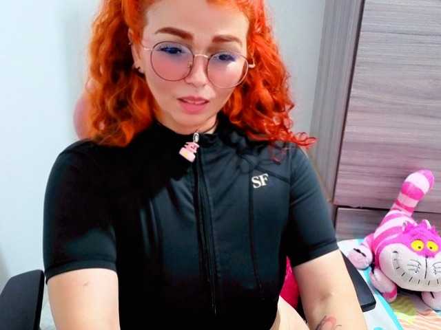 Alexatexass live cam on BongaCams