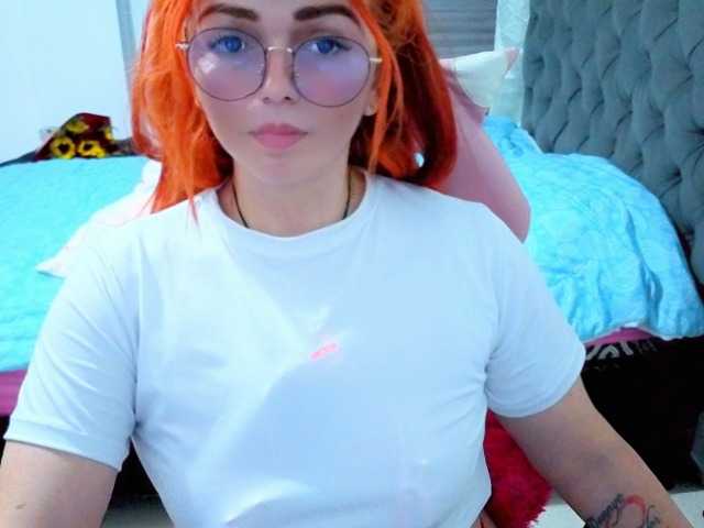 Alexatexass live cam on BongaCams