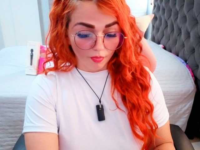 Alexatexass live cam on BongaCams