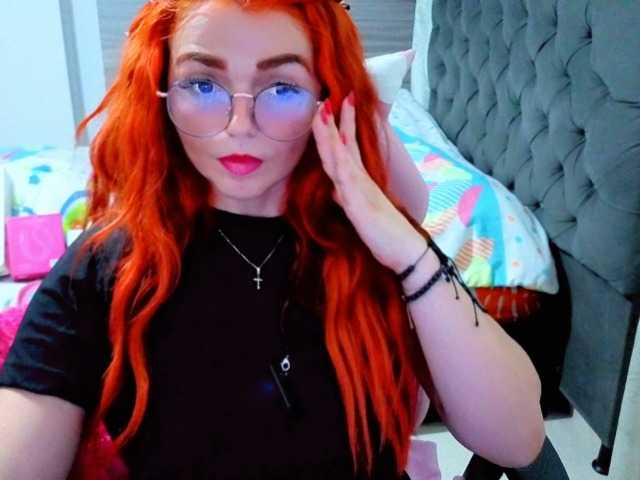 Alexatexass live cam on BongaCams