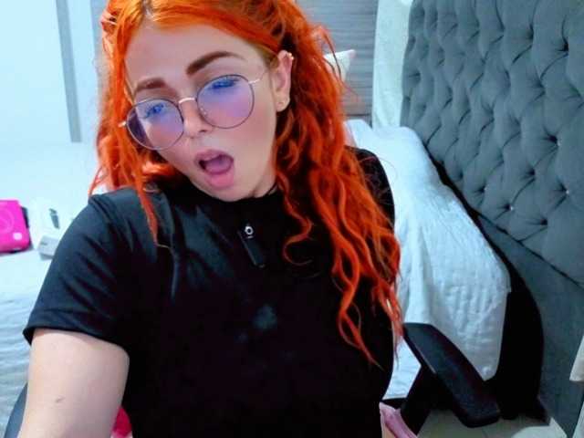Alexatexass live cam on BongaCams