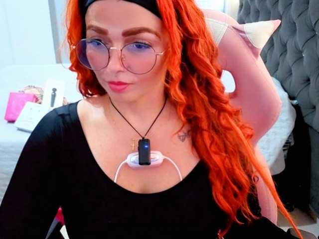 Alexatexass live cam on BongaCams
