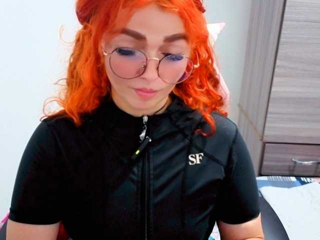 Alexatexass live cam on BongaCams