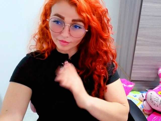 Alexatexass live cam on BongaCams