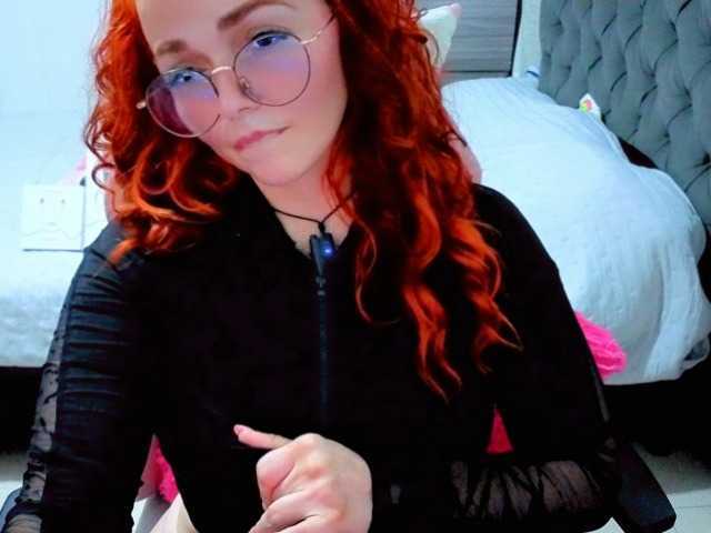 Alexatexass live cam on BongaCams