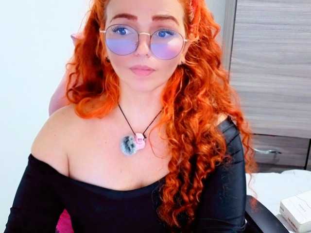 Alexatexass live cam on BongaCams