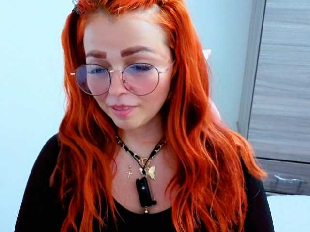 Alexatexass live cam on BongaCams