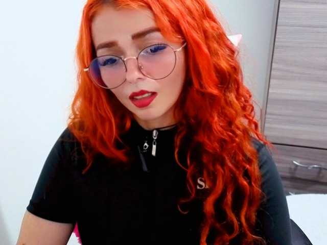 Alexatexass live cam on BongaCams