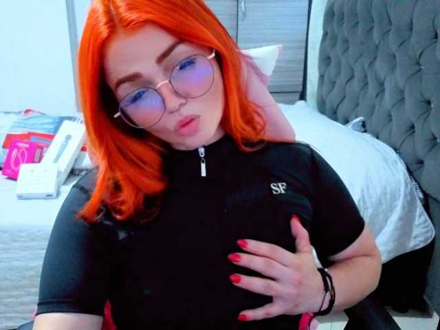 Alexatexass live cam on BongaCams