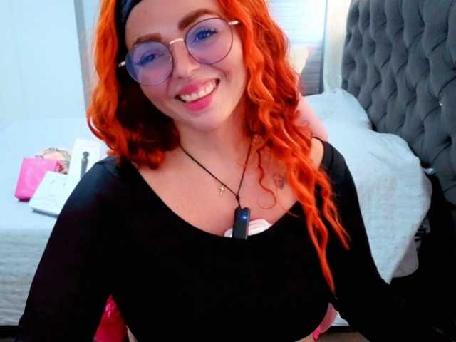 Alexatexass live cam on BongaCams