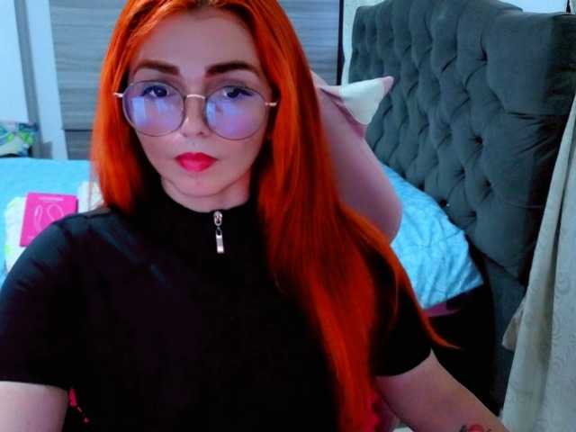Alexatexass live cam on BongaCams
