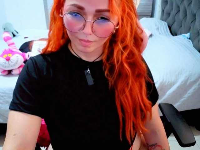 Alexatexass live cam on BongaCams