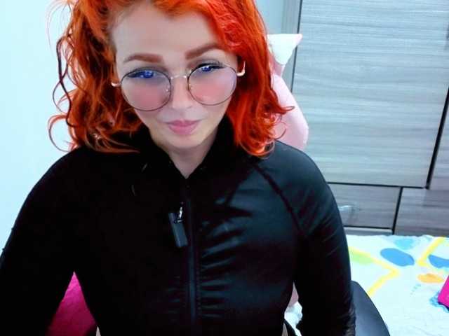 Alexatexass live cam on BongaCams