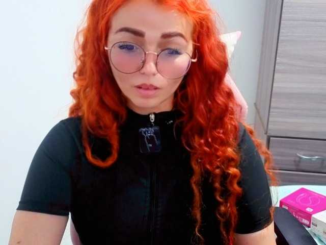 Alexatexass live cam on BongaCams
