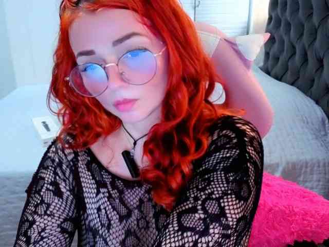 Alexatexass Live Webcam on BongaCams