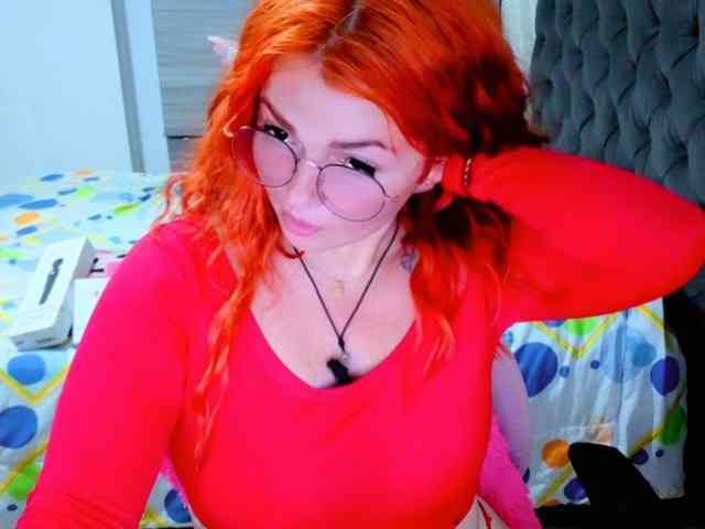 Alexatexass Live Webcam on BongaCams