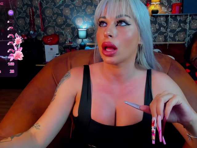ammylocca123 live cam on BongaCams