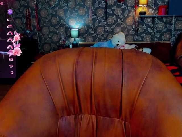 ammylocca123 live cam on BongaCams
