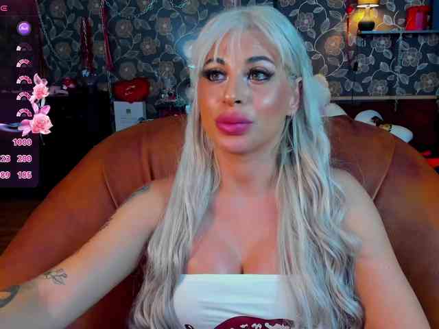 ammylocca123 Live Webcam on BongaCams