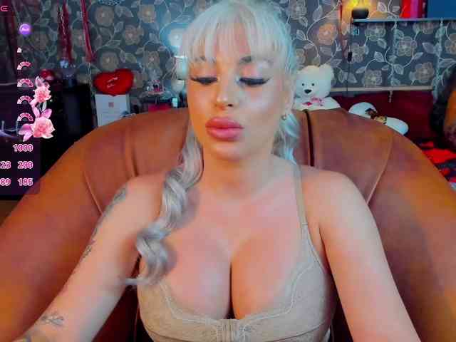 ammylocca123 Live Webcam on BongaCams