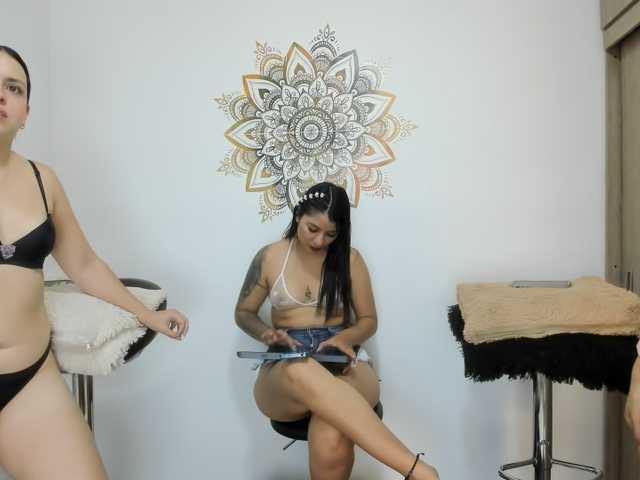 Canelasquirtxxx live cam on BongaCams