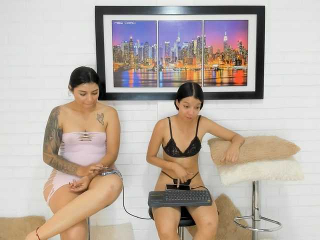 Canelasquirtxxx live cam on BongaCams