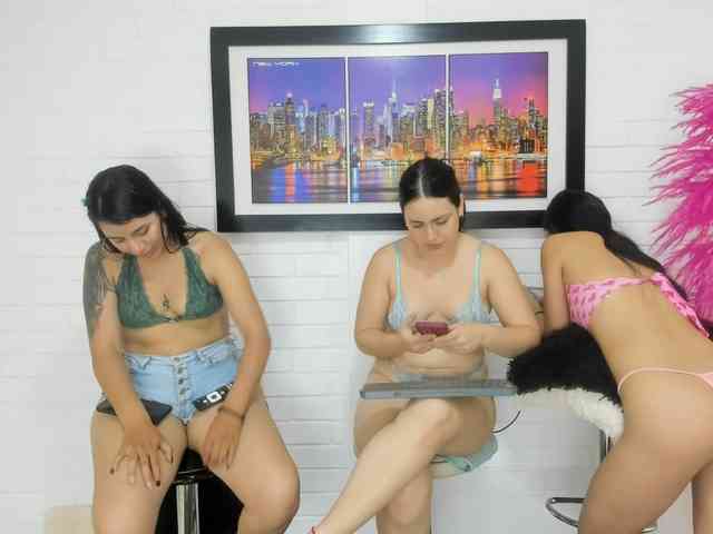 Fetish_girls_xxx webcam