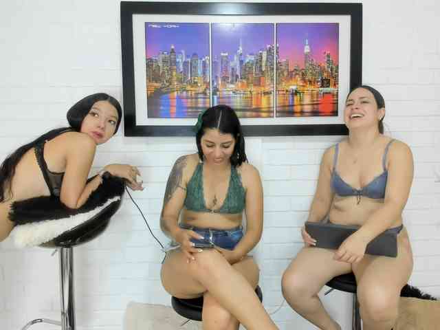 Fetish_girls_xxx webcam