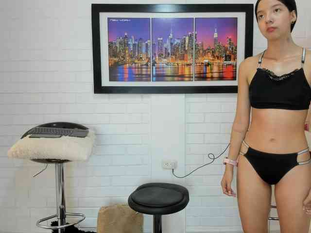 Fetish_girls_xxx webcam