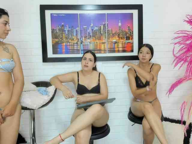 Fetish_girls_xxx webcam