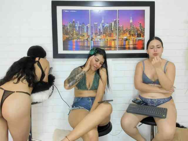 Fetish_girls_xxx webcam