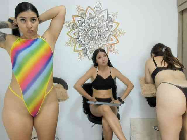 Fetish_girls_xxx webcam