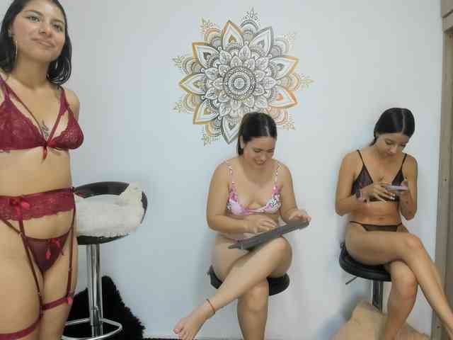 Fetish_girls_xxx webcam