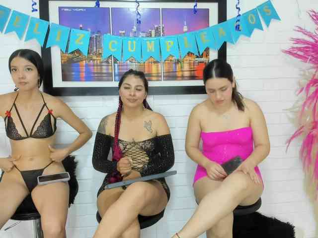 Fetish_girls_xxx webcam
