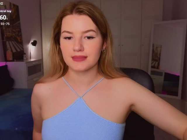 Alwaysfrida live cam on BongaCams