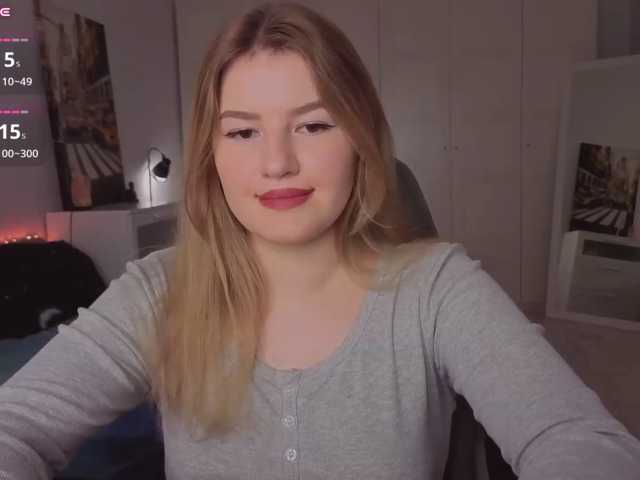 Alwaysfrida live cam on BongaCams