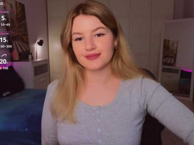Alwaysfrida webcam