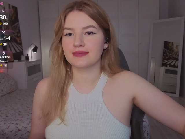 Alwaysfrida live cam on BongaCams