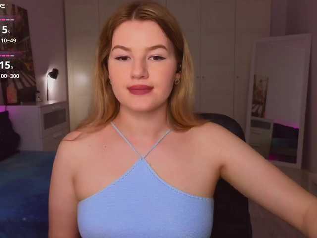 Alwaysfrida webcam