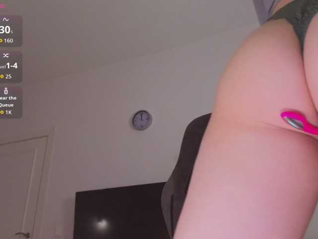 Alwaysfrida live cam on BongaCams