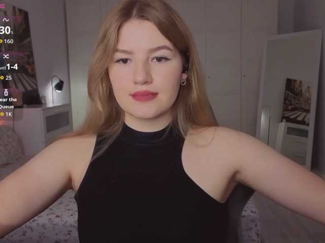 Alwaysfrida live cam on BongaCams