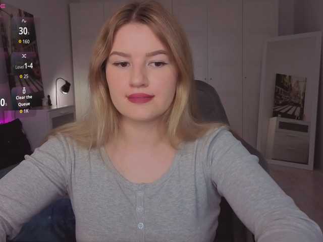 Alwaysfrida live cam on BongaCams