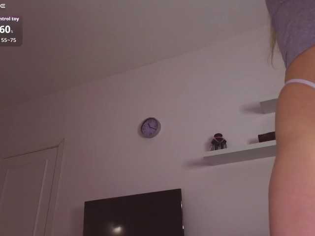 Alwaysfrida live cam on BongaCams