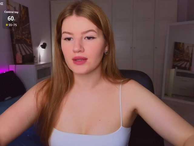 Alwaysfrida live cam on BongaCams