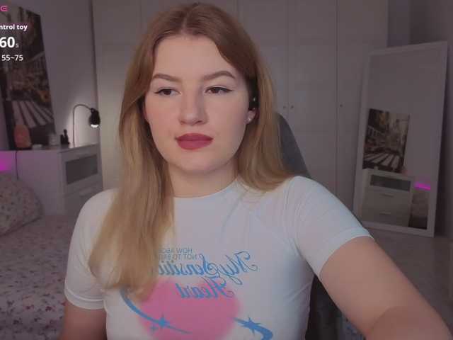 Alwaysfrida live cam preview
